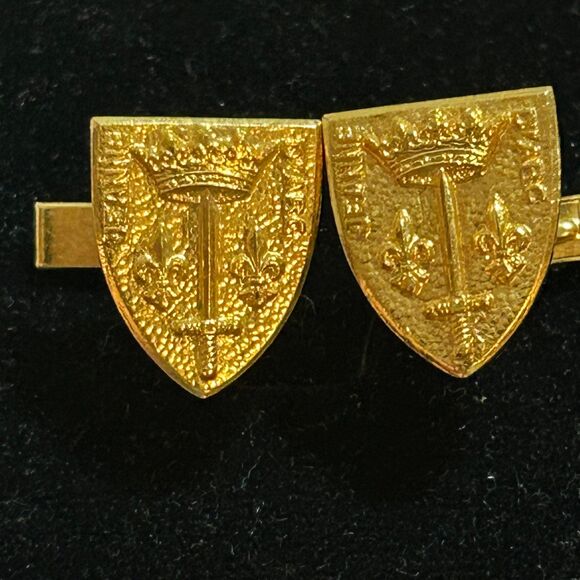 Vintage Gold Plated Jeanne D’arc Paris Cufflinks - Picture 2 of 4